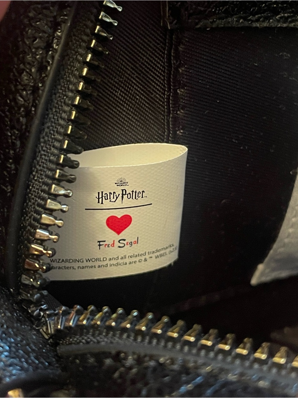 Fred Segal READ Harry Potter Hermione's Cauldron Black Crossbody Bag Purse NWOT - Picture 9 of 11